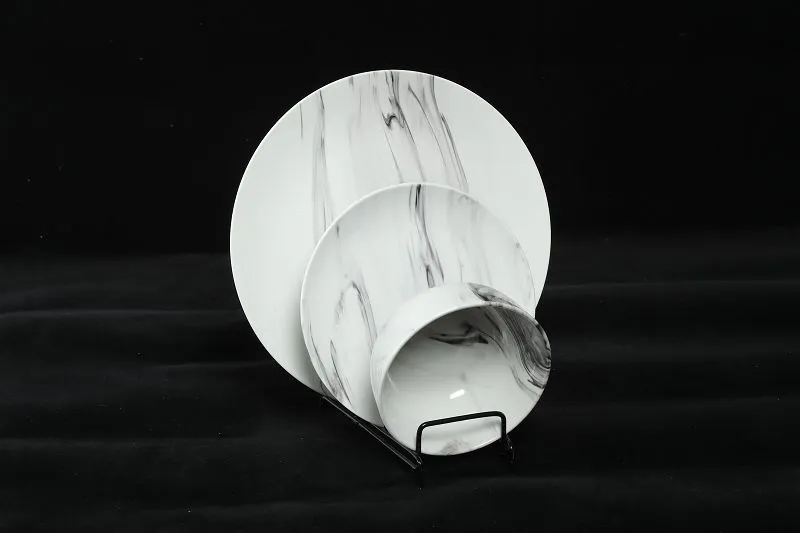 Veselă din ceramică din marmură